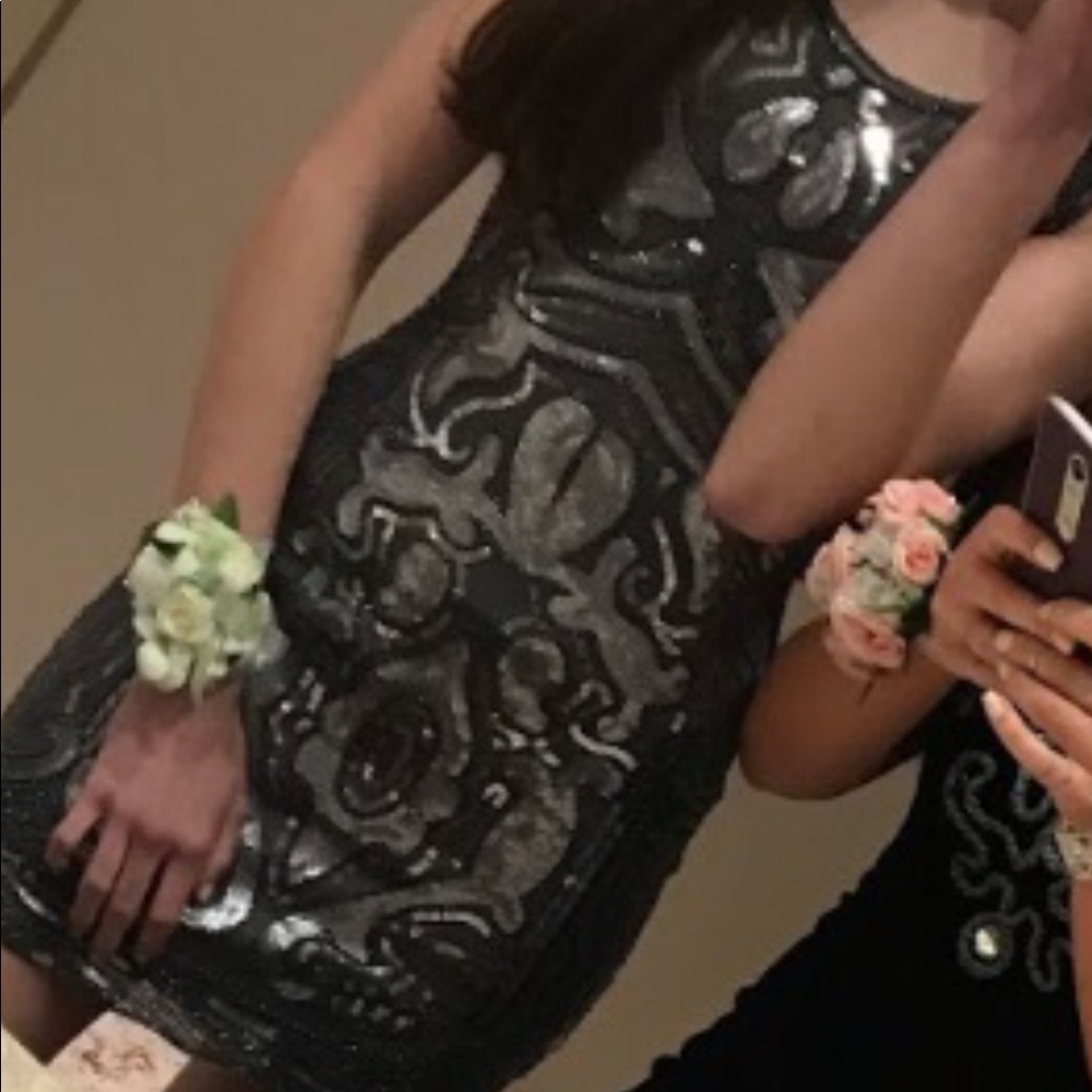 gorgeous party / prom dress!!! worn for 2 hrs